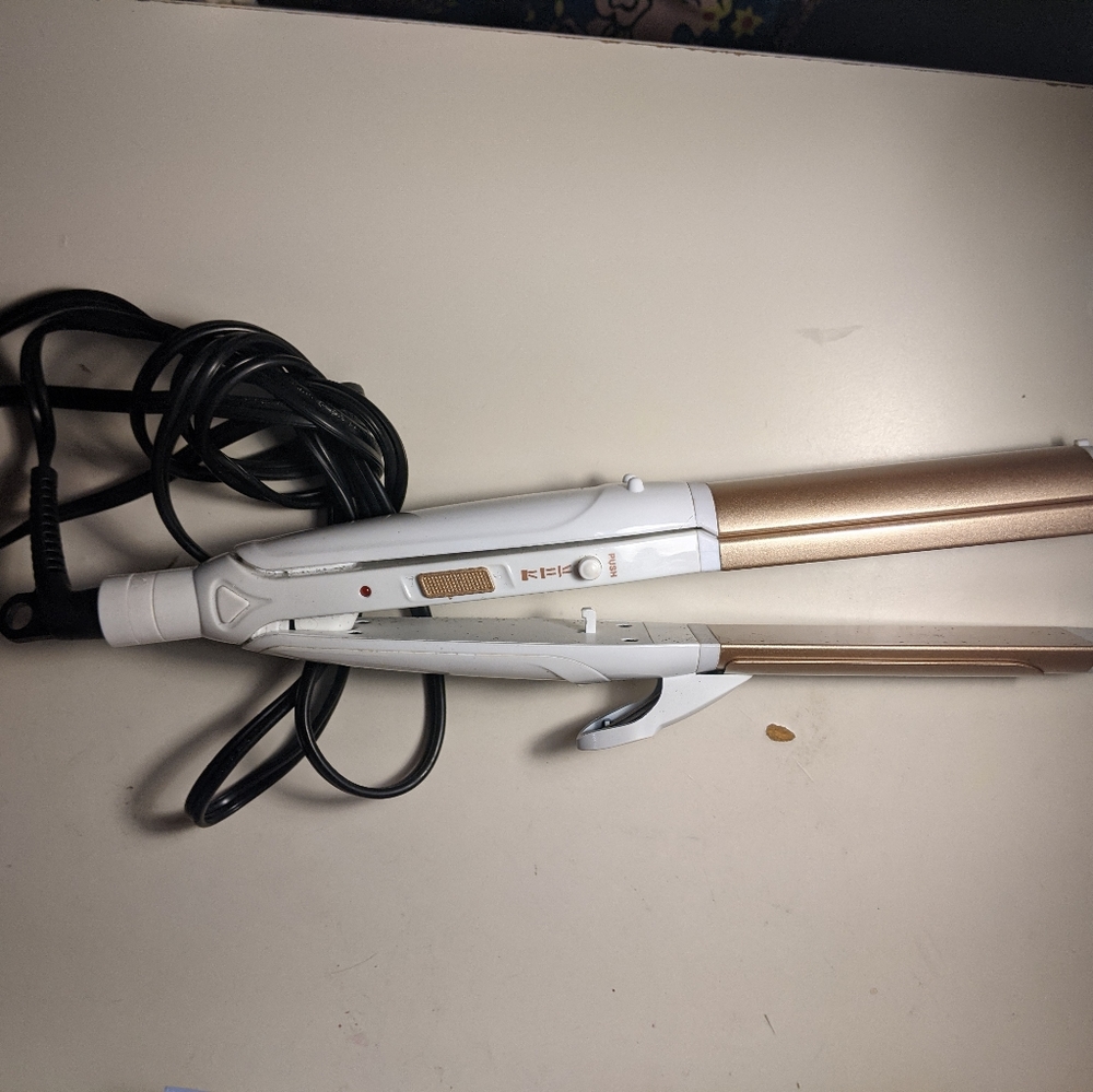 Hair straightener